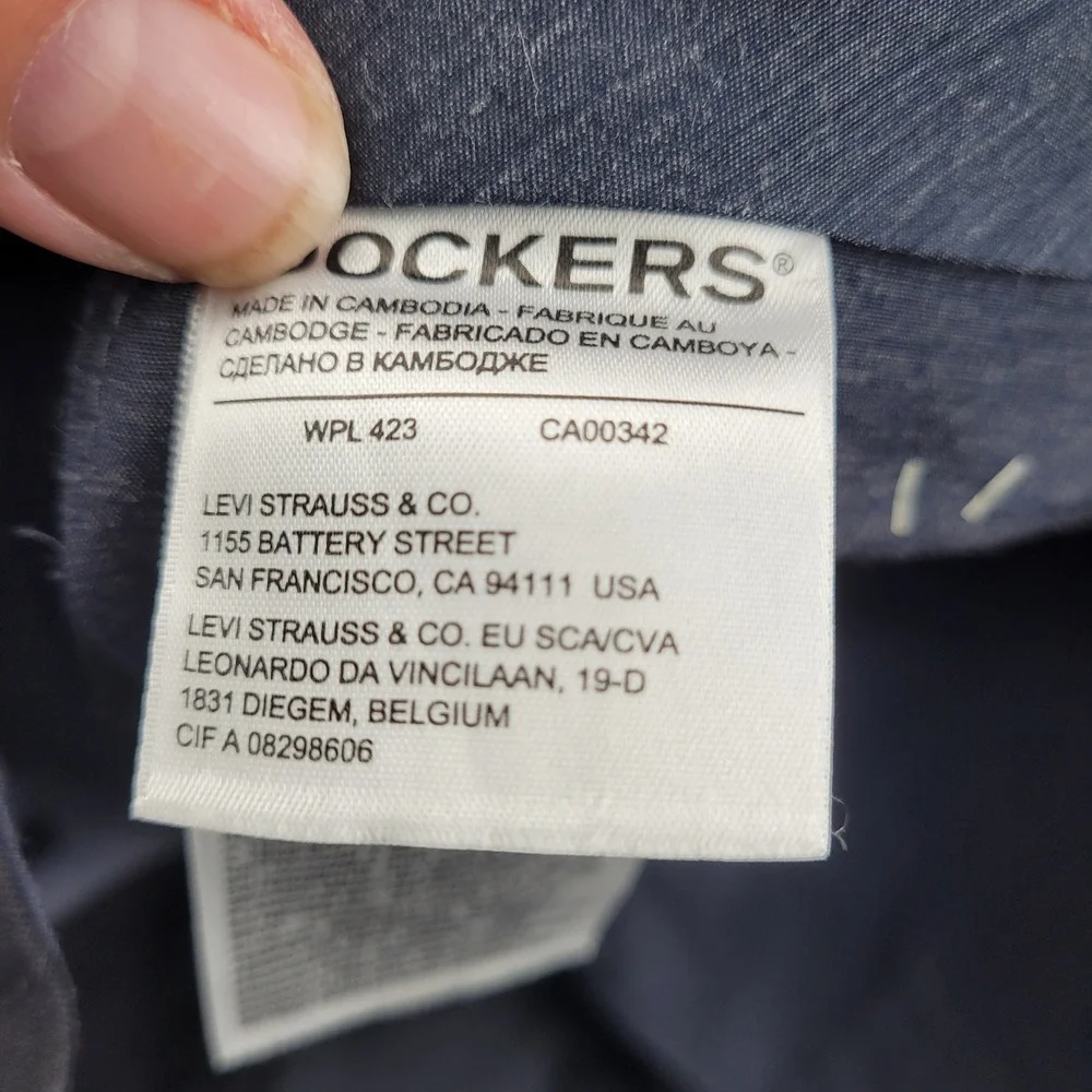 Dockers Signature Khaki Classic Fit Pleated Lux Cotton Stretch Black Pants 34x29